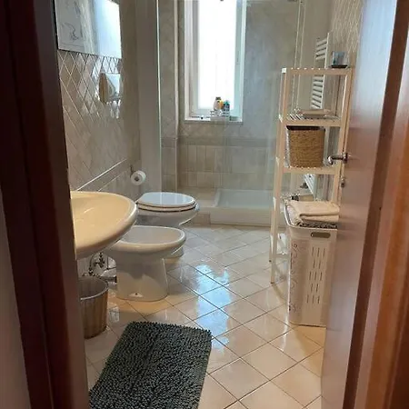 Tatil Evi Chiara's 900 M To Airport